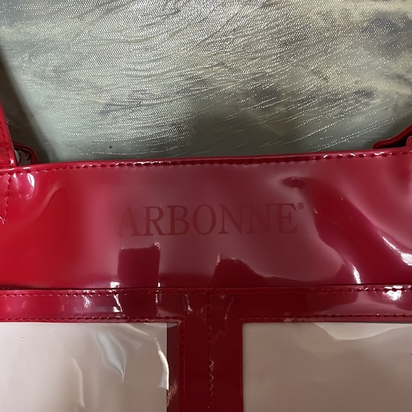 ARBONNE patent type vinyl photo bag red NWOT - Picture 2 of 7